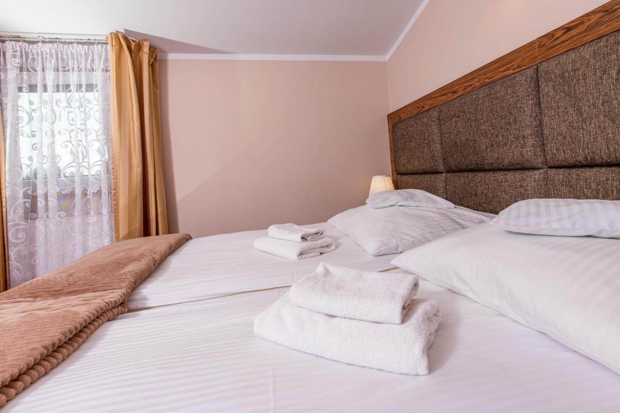 Osrodek Rekreacyjny Aga Hotell Gąski Eksteriør bilde